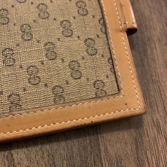Gucci Bifold Vintage Wallet - Picture 10 of 12